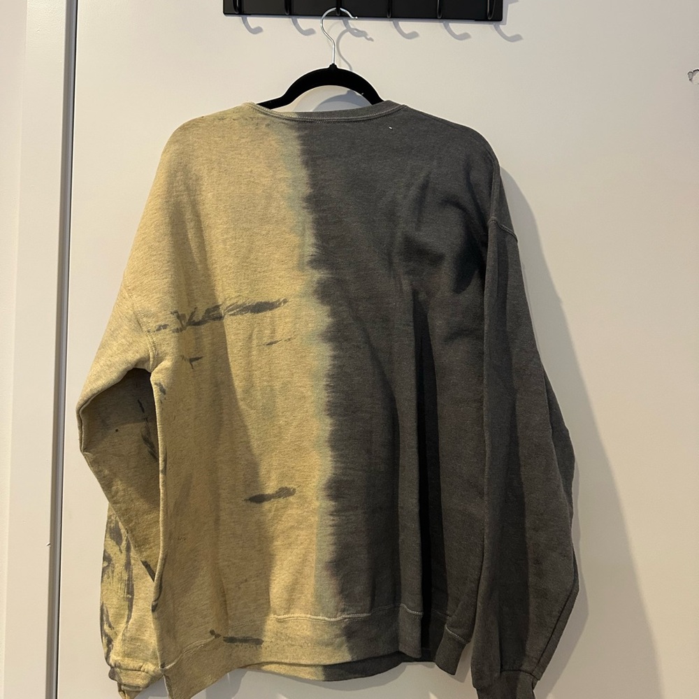 Women’s  Tie-Dye Sweater - Black and Tan